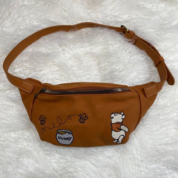 Disney Handbags - DISNEY WINIE THE POOH HUNNY FANNY PACK "NWT"